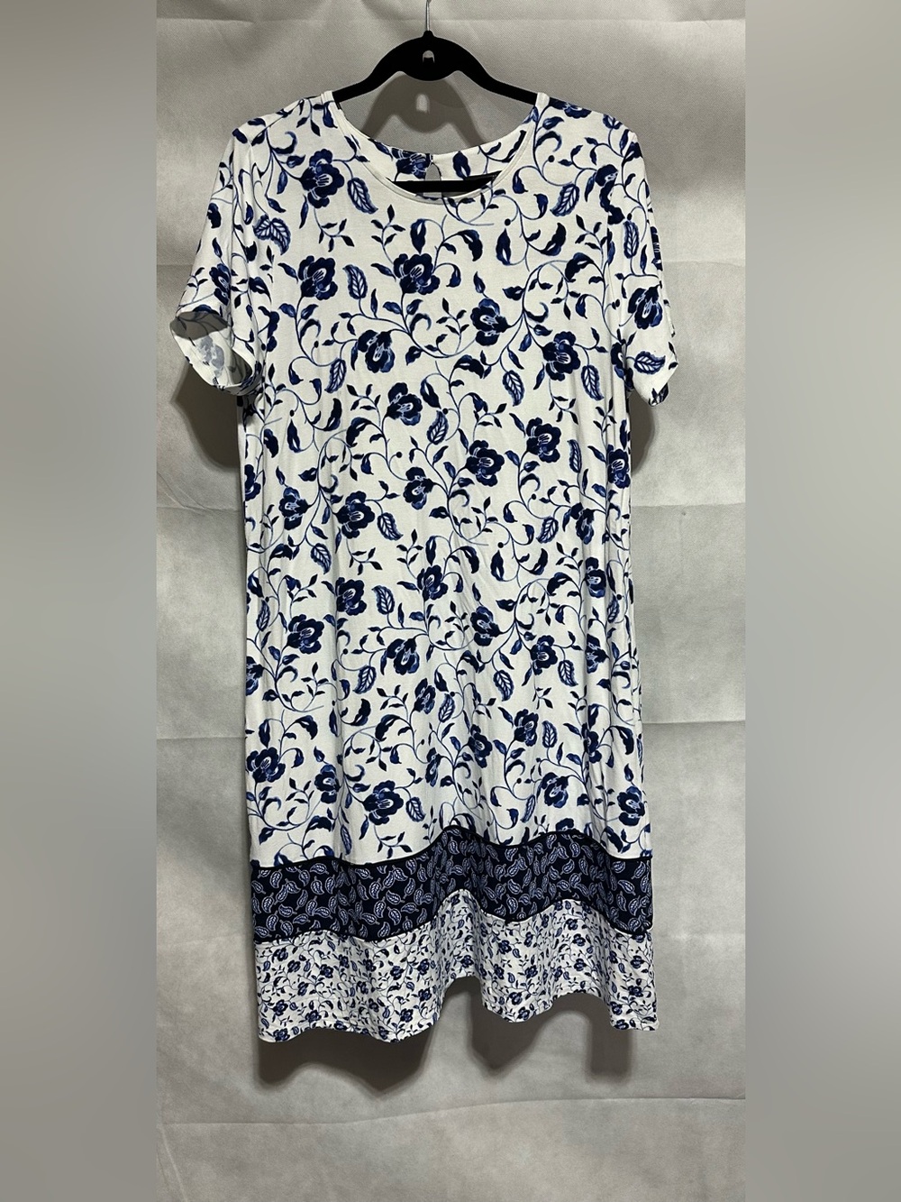 J. Jill Wearever Collection Dress Blue White Floral Print Sz Medium Stretch Midi